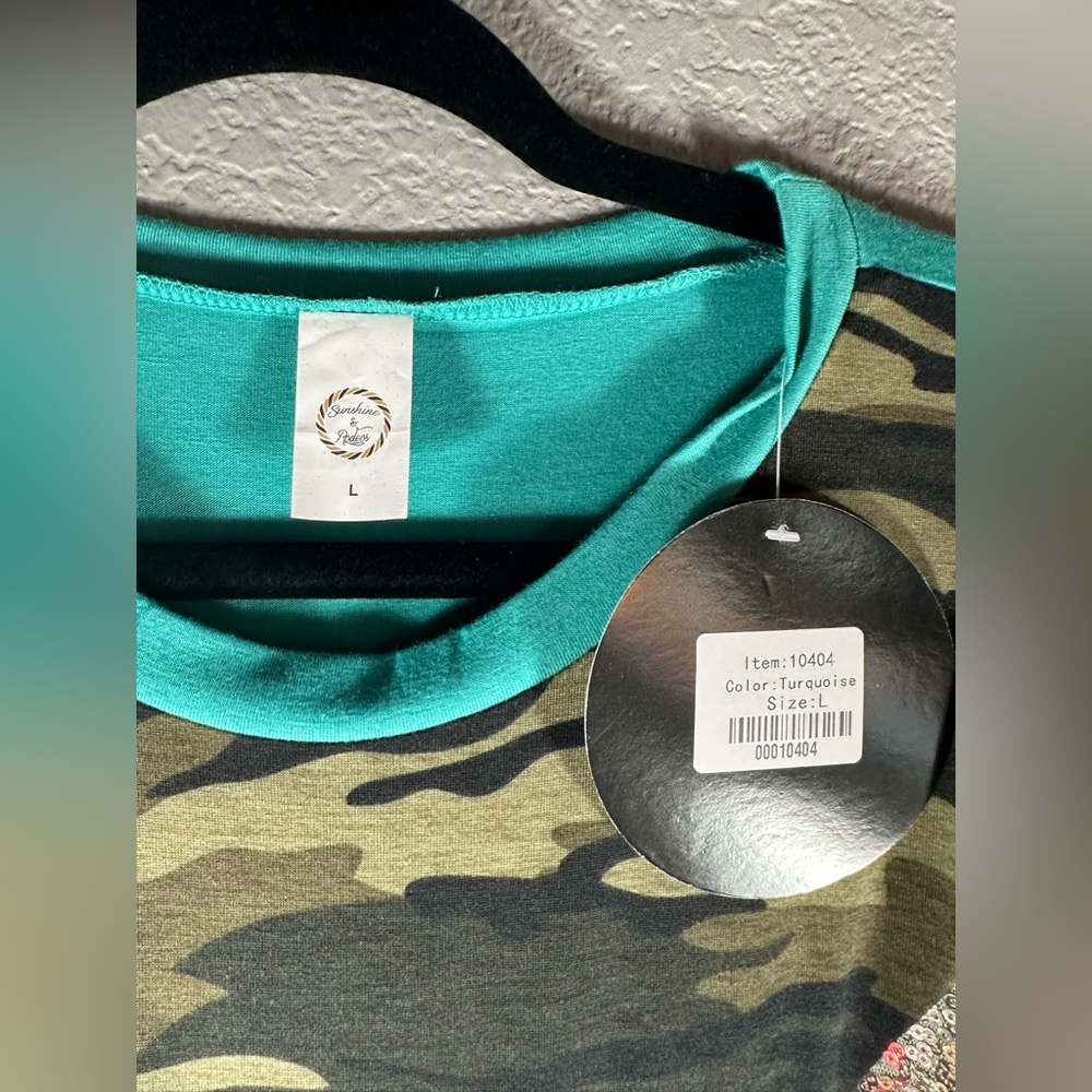 Sunshine and Rodeo Women’s Long Sleeve Turquoise and Camo Top